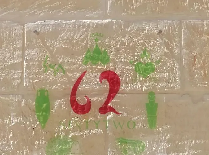 Sixty Two #1 * Victoria