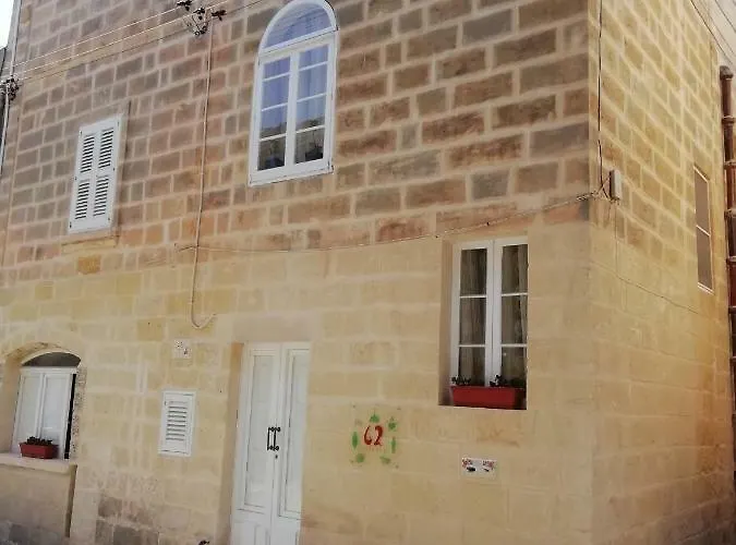 아파트 Sixty Two #1